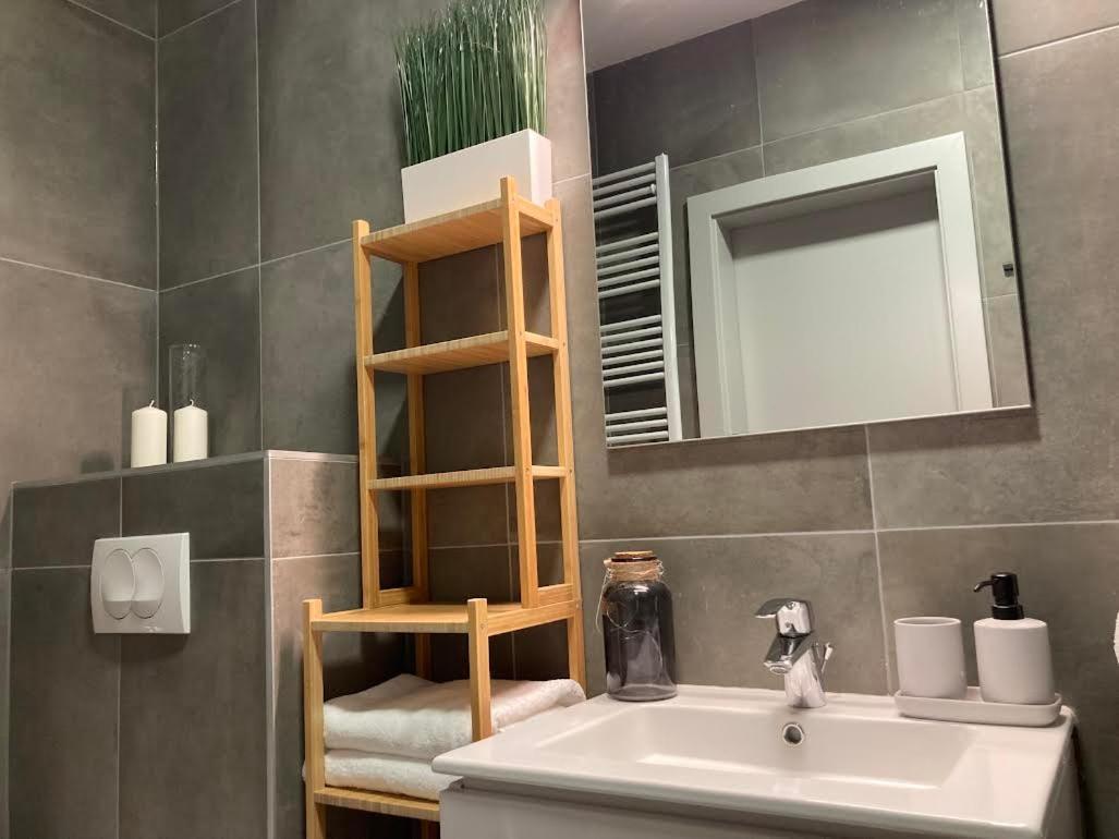 Zawia Apartman Apartman Balatonföldvár Kültér fotó
